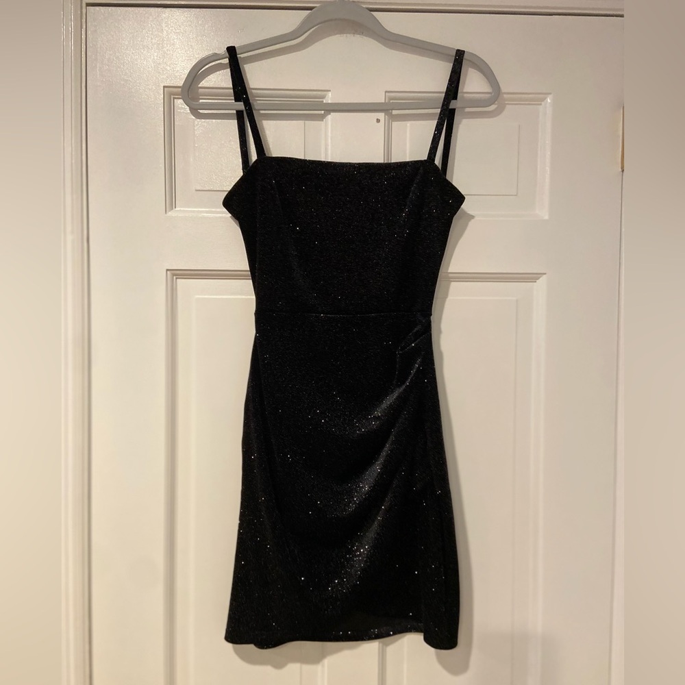 Windsor Black Glitter Bodycon Mini Dress NWT – Size Small